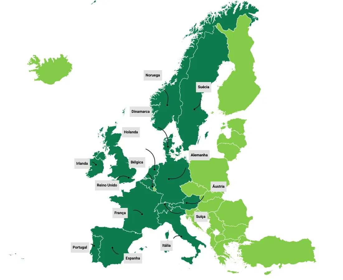 Mapa da Europa mostrando países coloridos em verde escuro e verde claro, com nomes de países identificados.