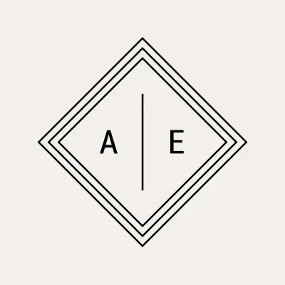 Logotyp från mäklarbyrån Alicia Edelman.