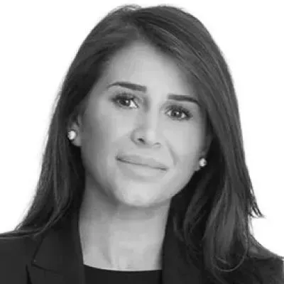 Mäklaren Amanda Barsoum Eklund hos Länsförsäkringar Fastighetsförmedling Solna/Sundbyberg/Bromma.
