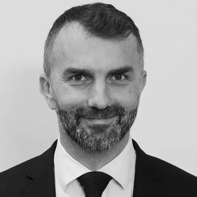 Mäklaren Amel Hodzic hos Bjurfors Botkyrka/Huddinge/Älvsjö och Fruängen.