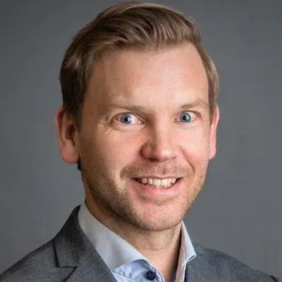Mäklaren Andreas Ejresund hos Svensk Fastighetsförmedling Uppsala.