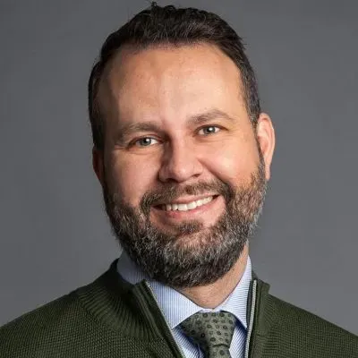 Mäklaren Andreas Lindqvist hos Svensk Fastighetsförmedling Uppsala.