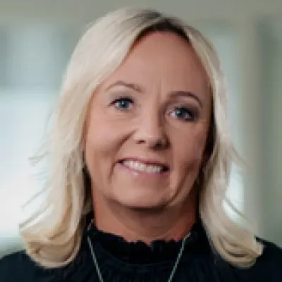 Mäklaren Anneli Lindberg hos Fastighetsbyrån Gävle.