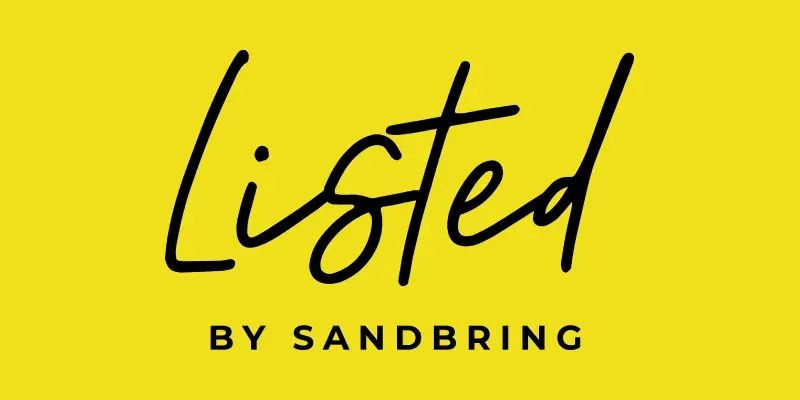 Mäklaren Listed by Sandbring logotyp.