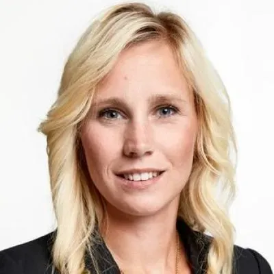 Mäklaren Cecilia Kåhlin hos Länsförsäkringar Fastighetsförmedling Vallentuna.