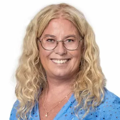 Mäklaren Christina Bjurenheim hos LF Fastighetsförmedling Varberg.