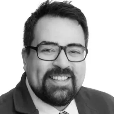 Mäklaren Daniel Lindkvist hos Länsförsäkringar Fastighetsförmedling Bromma.