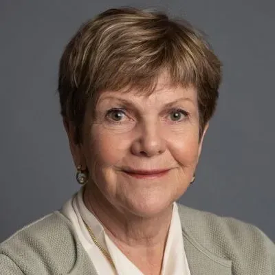 Mäklaren Elisabeth Osborne hos Svensk Fastighetsförmedling Uppsala.