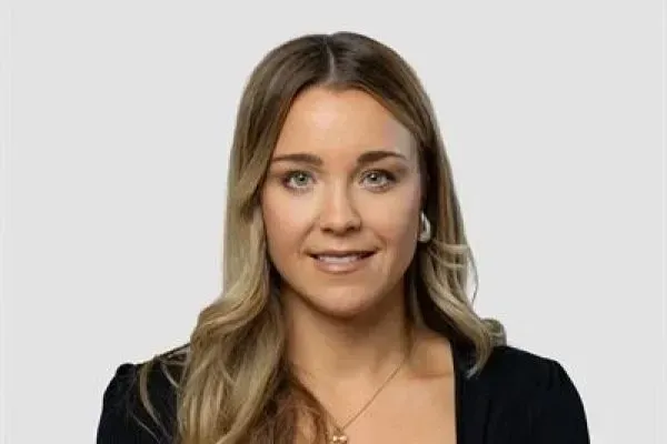 Mäklaren Erica Holmberg hos Mäklarhuset Essingeöarna/Bromma.
