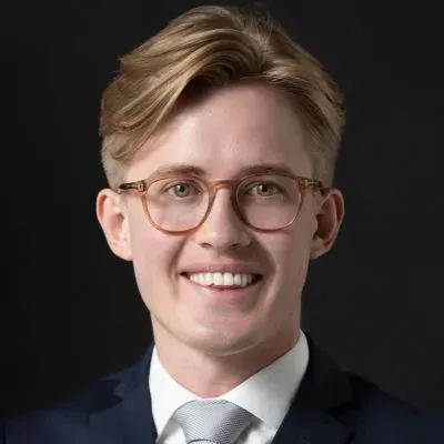 Mäklaren Fredrik Ulvestaf hos Svenska Mäklarhuset Täby/Vallentuna.
