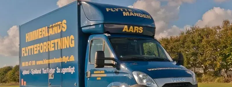 Billede af flyttevogn fra Himmerlands flytteforretning.