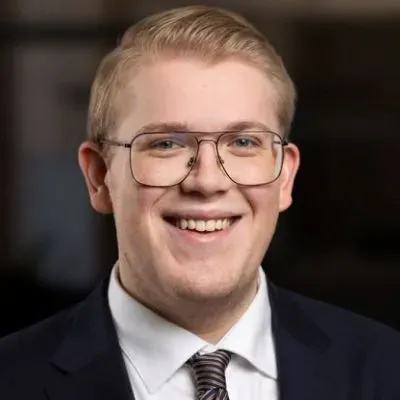 Mäklaren Jesper Häggström hos Notar Älvsjö.