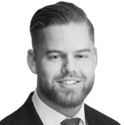 Mäklaren Jonathan Rappel hos Länsförsäkringar Fastighetsförmedling Solna/Sundbyberg.
