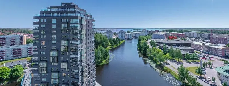En stadsbild av Karlstad för mäklarbyrån Svensk Fast Karlstad.