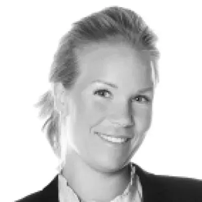 Mäklaren Karolina Asplind hos Mäklarringen Järfälla.