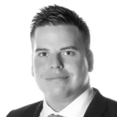 Mäklaren Leonardo Guevara hos Mäklarringen Järfälla.