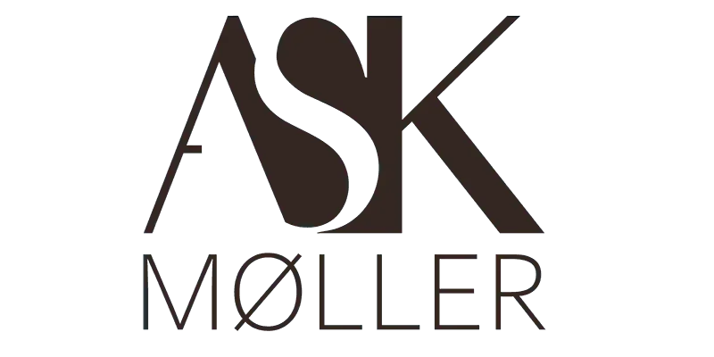 Logo til Ask Møller i svart tekst.