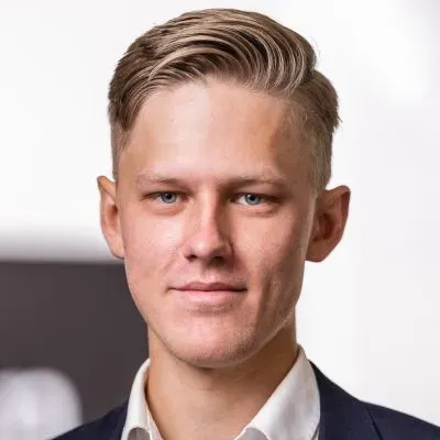 Mäklaren Nils Wallner hos Fastighetsbyrån Gävle.
