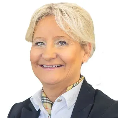 Mäklaren Nina Rosell hos SkandiaMäklarna Jönköping.