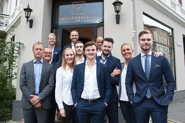 Bilde av meglerne på kontoret til Privatmegleren Park