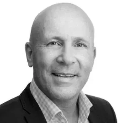 Mäklaren Peter Andersson hos Länsförsäkringar Fastighetsförmedling Sollentuna.