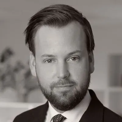 Mäklaren Samuel Söderling hos MOHV Haninge.