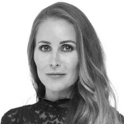 Mäklaren Sara Wistrand hos Länsförsäkringar Fastighetsförmedling Sollentuna.