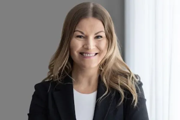Mäklaren Sofie Näslund hos Boporten.