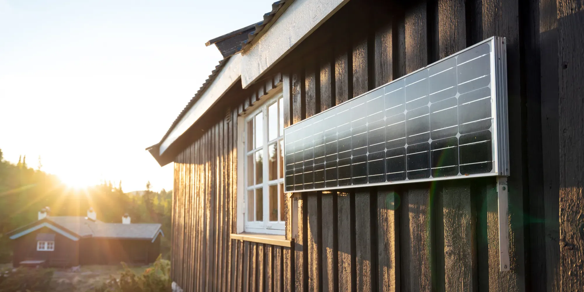 Solceller på et dansk sommerhus