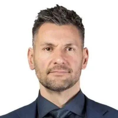Fastighetsmäklaren Stojan Lukic.