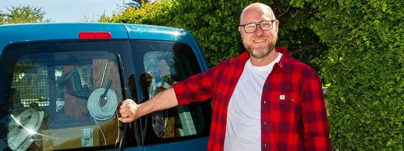 Medarbejder fra Varmepumpepartner.