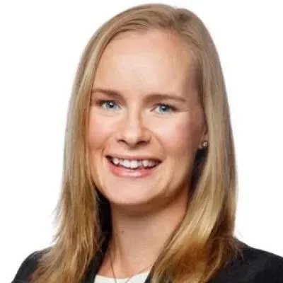 Mäklaren Viktoria Börjesson hos Länsförsäkringar Fastighetsförmedling Göteborg Torslanda.